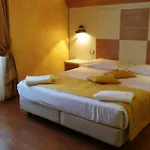 Dem Guesthouse